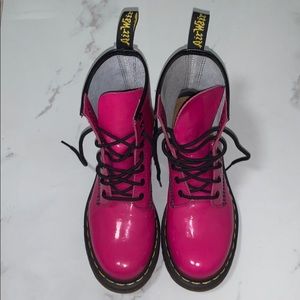Pink women’s size 7 Dr. Martens